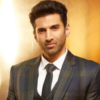  Aditya Roy Kapur 