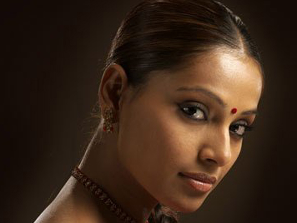 bipasha basu 106