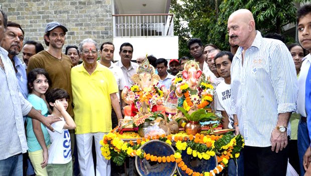 Hrithik Roshan-Anil Kapoor-Shilpa Shetty At Ganesh Visarjan