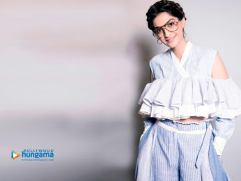 Celebrity wallpapers of Sonam Kapoor Ahuja