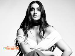 Celebrity wallpaper of Sonam Kapoor Ahuja