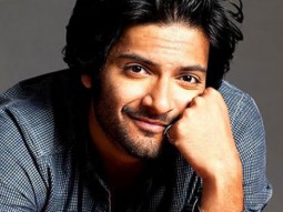 Ali Fazal Sings ‘Khamoshiyan’ Title Song During Jam Session