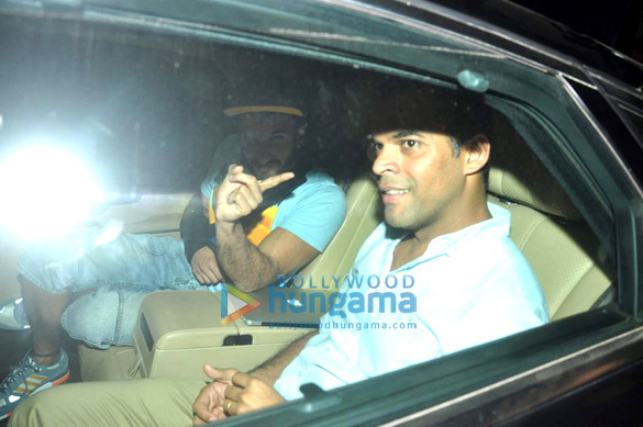 anushka sharma hosts a special screening of nh10 8