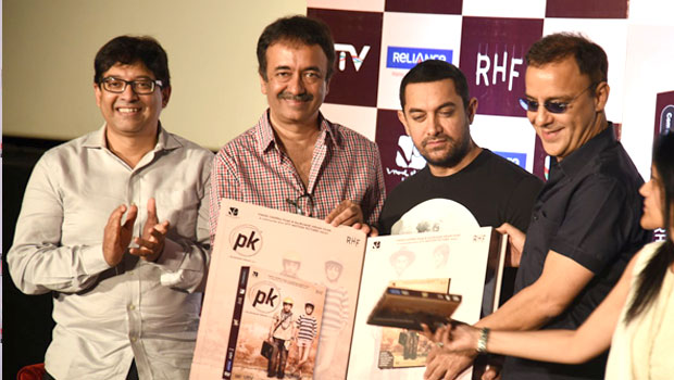 Aamir Khan, Vidhu Vinod Chopra, Rajkumar Hirani At DVD Launch Of ‘PK’