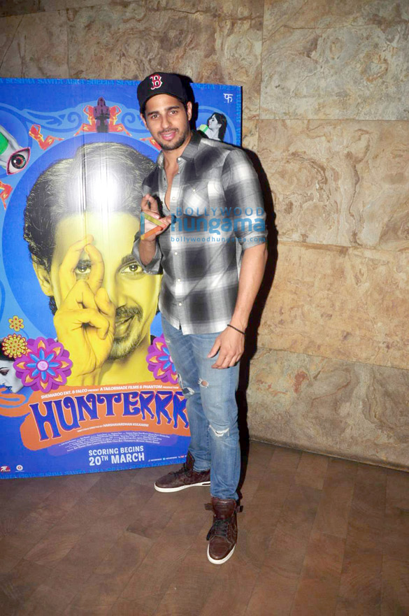 special screening of hunterrr with sidharth malhotra 8