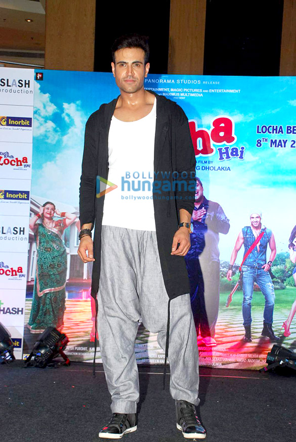 sunny leone ram kapoor promote kuch kuch locha hai at inorbit mall 11