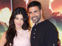 Akshay Kumar-Shurti Haasan Sing Coffee Peetey Peetey