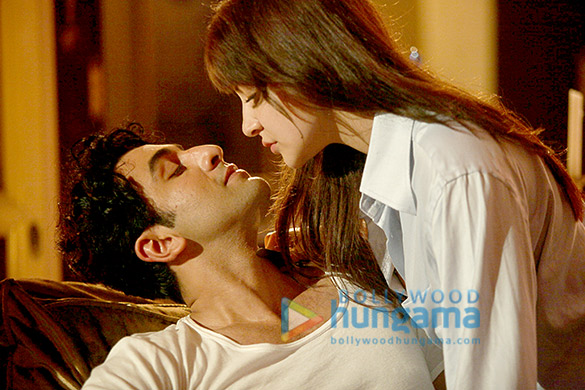 bombay velvet 43