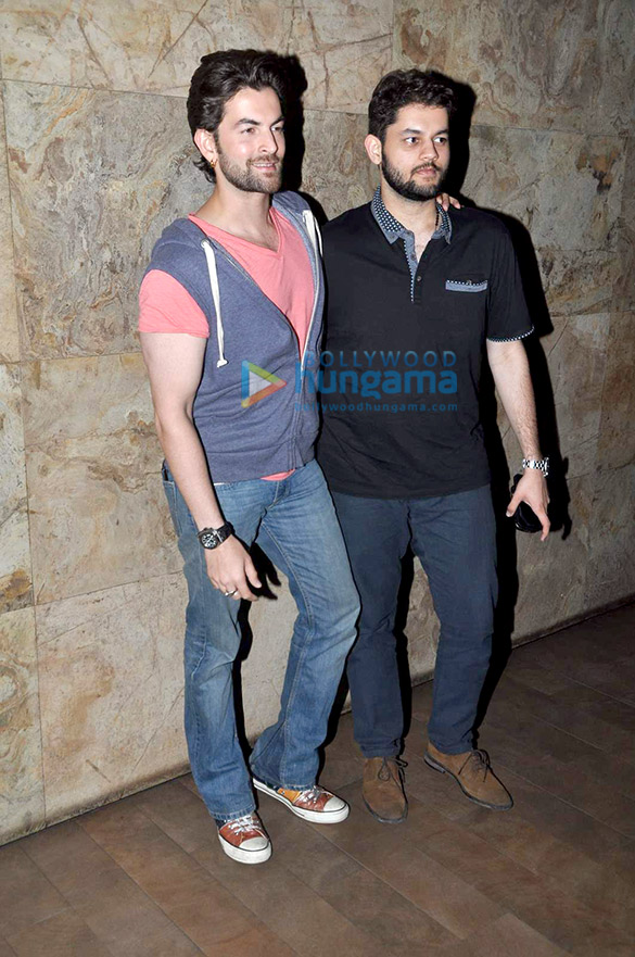 preity zinta huma qureshi diana penty grace the special screening of tanu weds manu returns 5