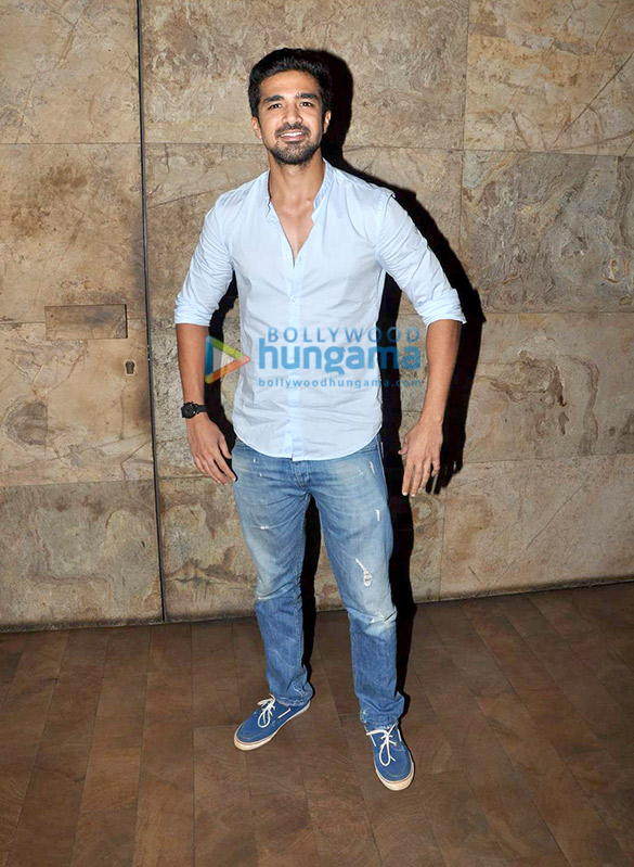 preity zinta huma qureshi diana penty grace the special screening of tanu weds manu returns 9