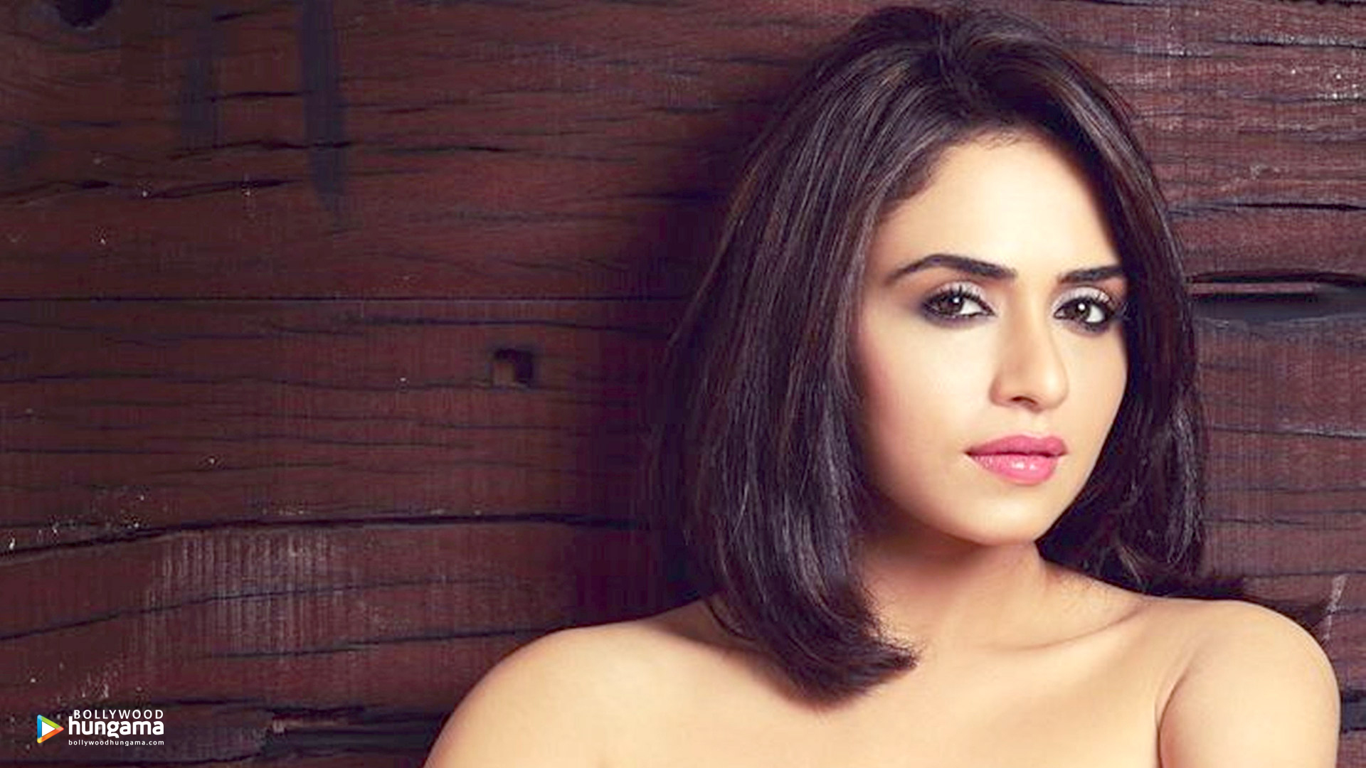 Amruta Khanvilkar Amruta Khanvilkar