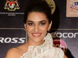 “Shah Rukh Khan Is Very Sweet”: Kriti Sanon