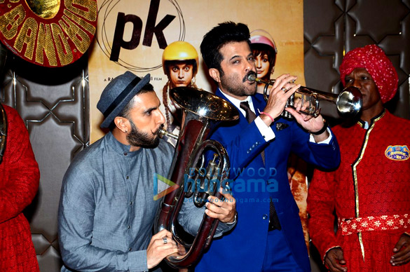 bollywood biggies grace the success bash of pk 8