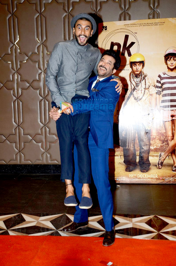 bollywood biggies grace the success bash of pk 25