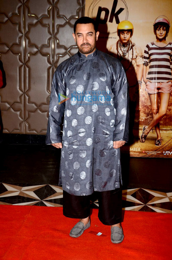 bollywood biggies grace the success bash of pk 22