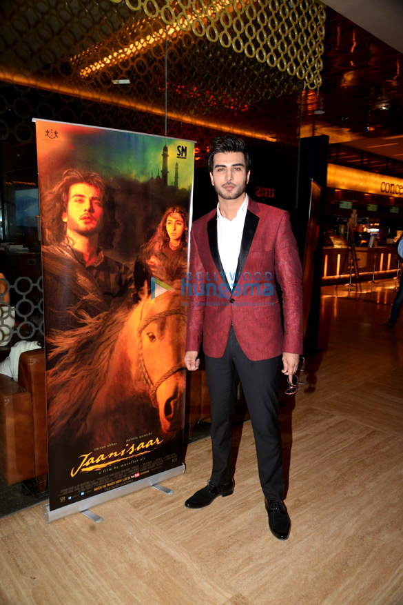 pernia qureshi imran abbas grace the trailer launch of jaanisaar 12