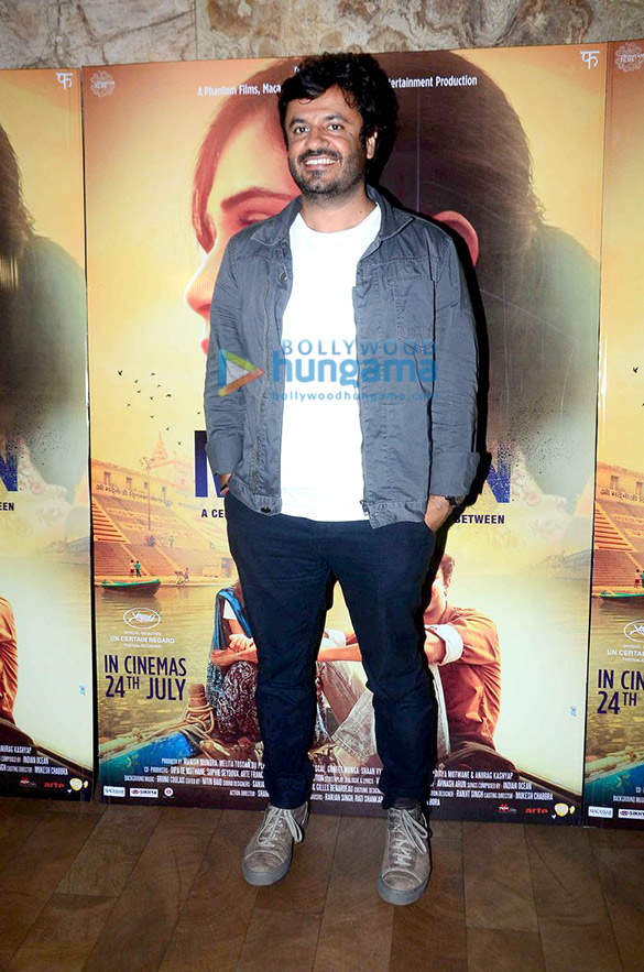sonam kapoor parineeti chopra grace the special screening of masaan 11