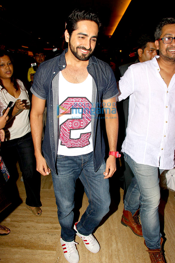 premiere of aisa yeh jahaan 17