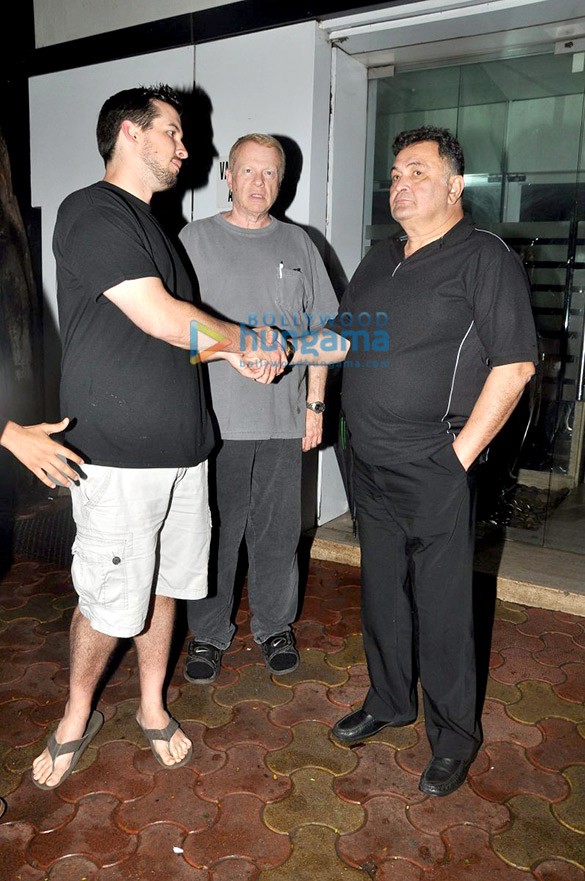 rishi kapoor graces the kapoor sons dinner bash 6
