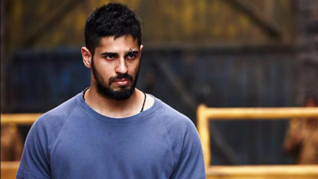“Karan Malhotra Wanted Me To Gain 10kgs To Match Up To Akshay Kumar”: Sidharth Malhotra