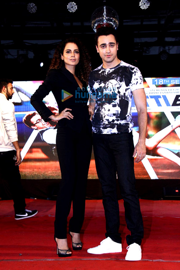promotion of katti batti at umang festival 2015 19