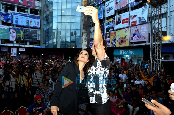 promotion of katti batti at umang festival 2015 20