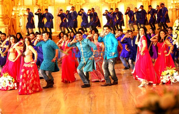 kis kisko pyaar karoon 29
