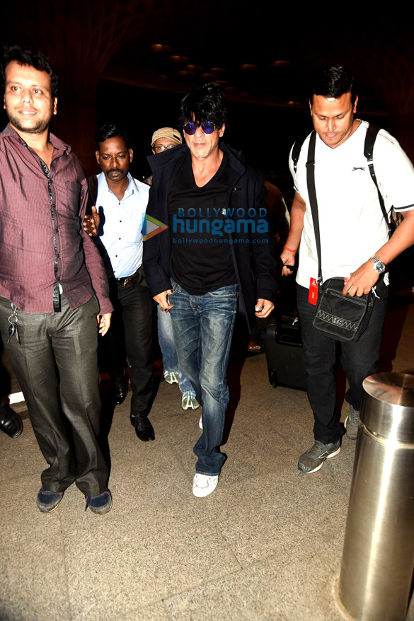 shah rukh khan kajol rohit shetty depart for dilwale song shoot in iceland 7