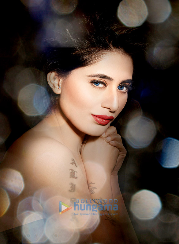 alisa khan 39