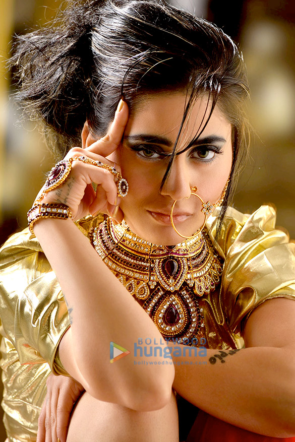 alisa khan 36