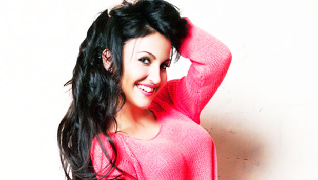 “Kapil Sharma Starts To Act Like Shah Rukh Khan…”: Elli Avram