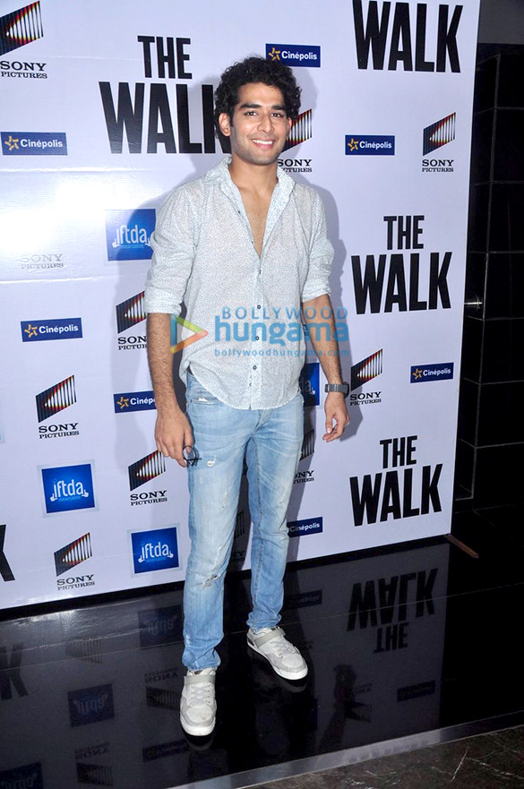 premiere of the walk 13