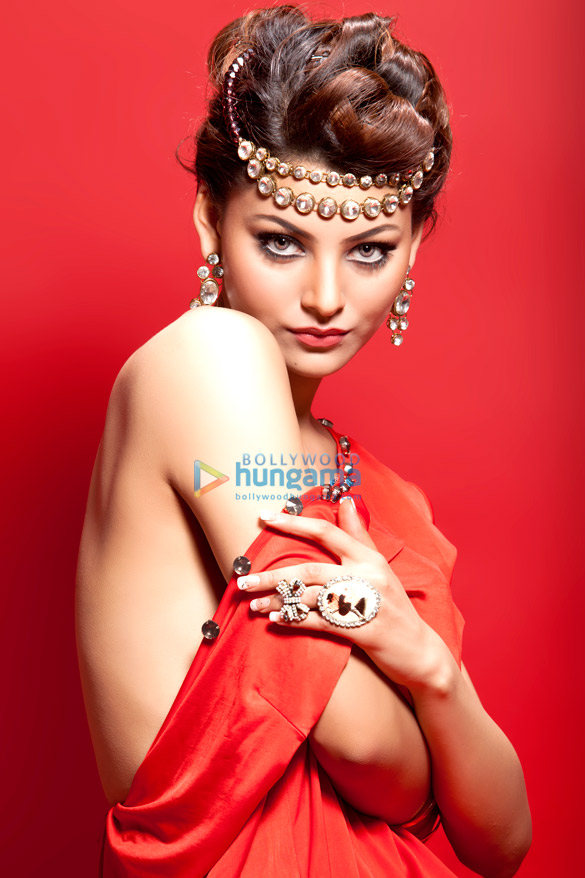 urvashi rautela 39