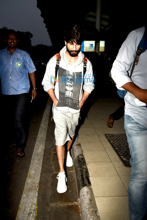 shahid kapoor alia bhatt snapped leaving for delhi to promote shaandaar 6