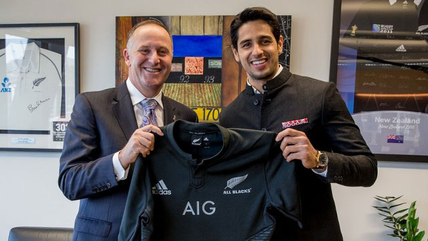 Watch Sidharth Malhotra Interacting With Fans At ‘Brothers’ Special Screening In New Zealand