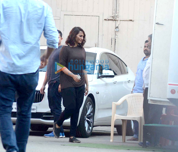 sonakshi sinha snapped at akira photoshoot 2