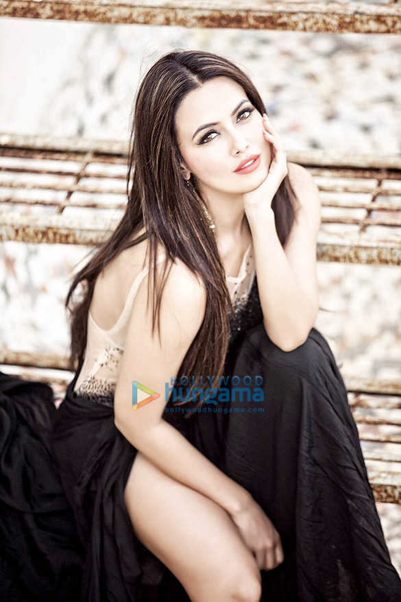 Celebrity Photo Of Sana Khan