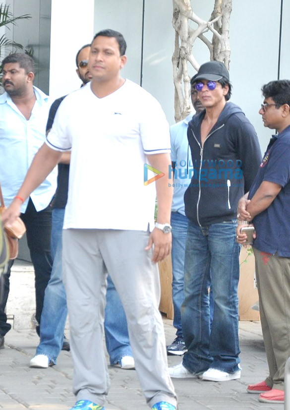 team of dilwale returns after completing their shoot schedule in goa 4