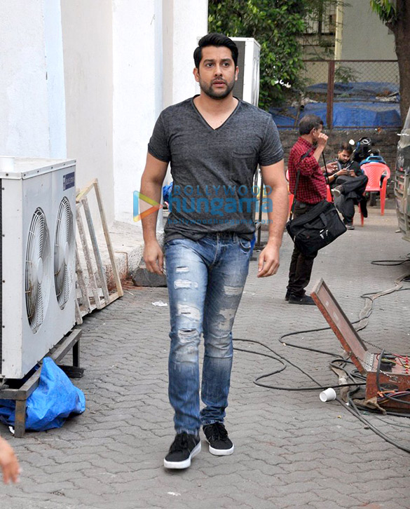 the cast of great grand masti snapped on the sets of the film at mehboob studio 7