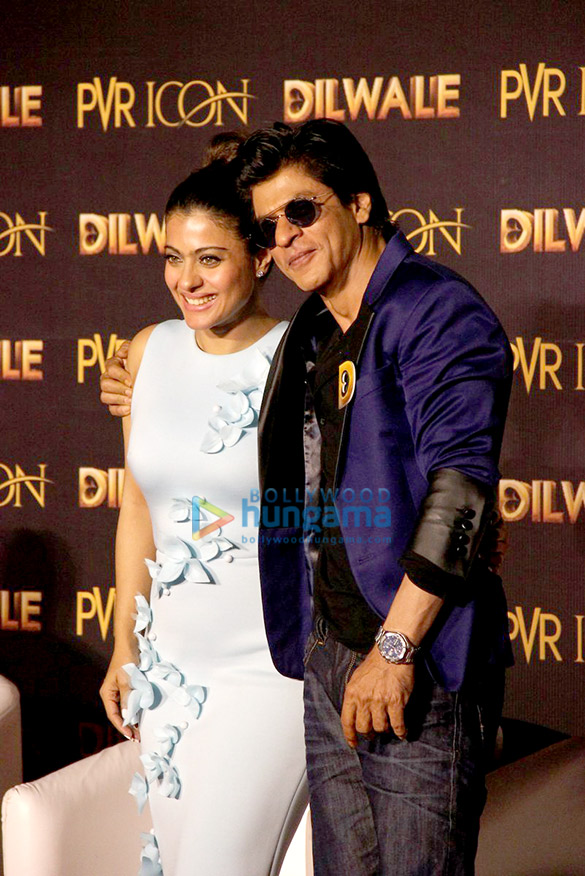shah rukh khan kajol varun dhawan and kriti sanon launch the track manma emotion from dilwale 8