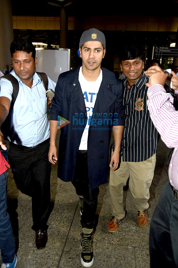 cast of dilwale return after promoting the film in london 4