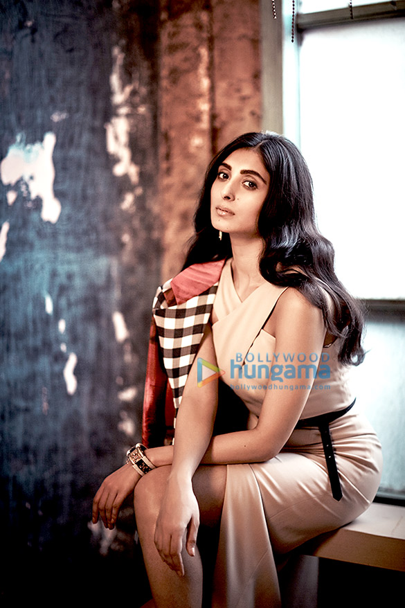 pernia qureshi 33