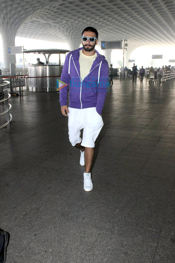 ranveer singh and deepika padukone depart to promote bajirao mastani in lucknow 10