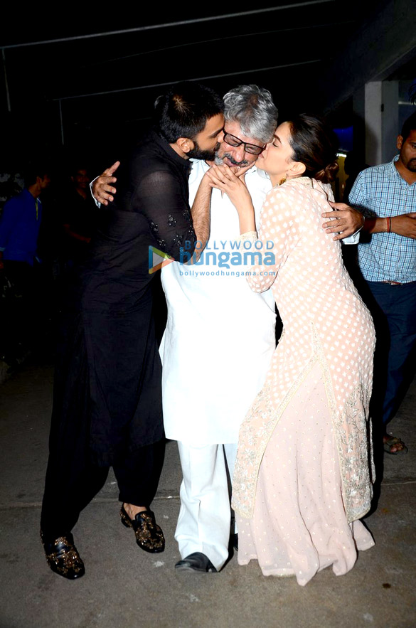 ranveer singh hosts a special screening of bajirao mastani at sunny super sound 4