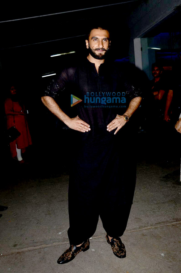 ranveer singh hosts a special screening of bajirao mastani at sunny super sound 19