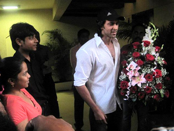 hrithiks 38th birthday celebration with media 3