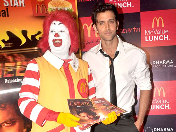 hrithik roshan promotes agneepath at mc donalds 5