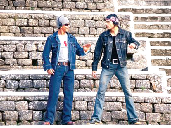 main hoon na movie still 24