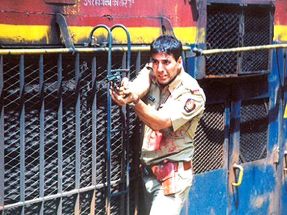 khakee movie still 33