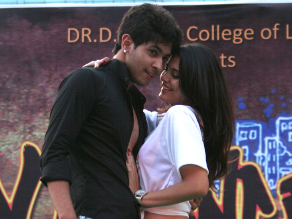 Promotion of ‘Say Yes to Love’ at Dr. D. Y. Patil College’s Velawcity Fest 2012
